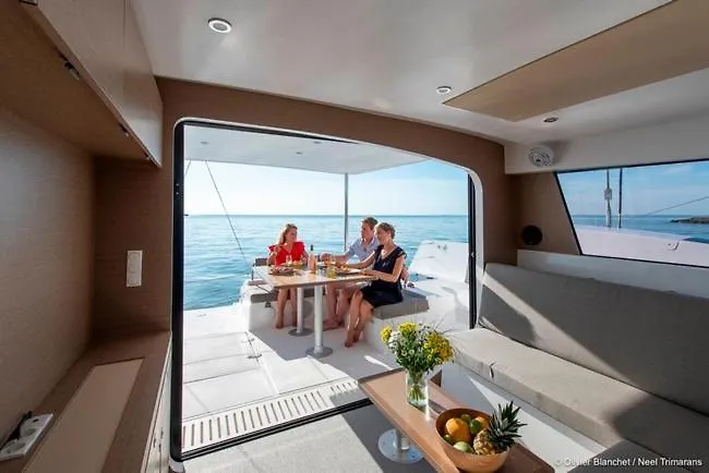Croisiere Privee Sur Le Trimaran Trikala Bådhotel La Grande-Motte